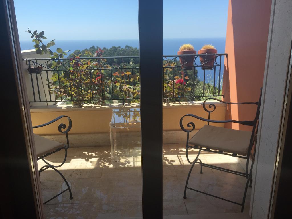 Appartamento Sunny Panoramic Balcony Èze Esterno foto
